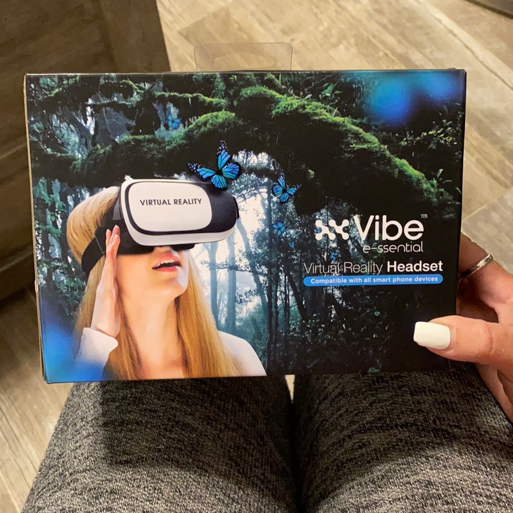 Virtual reality headset